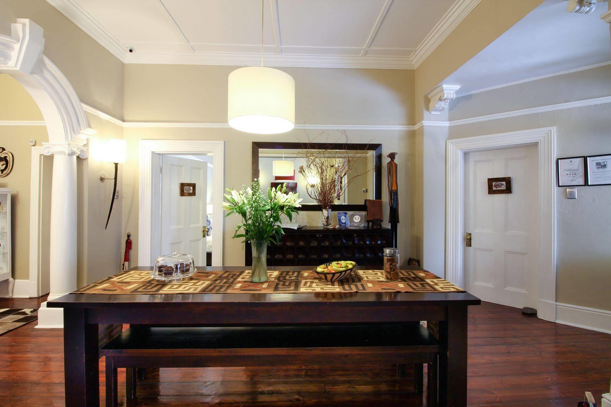 Jardin D'Ebene Boutique Guesthouse Cape Town Exterior photo